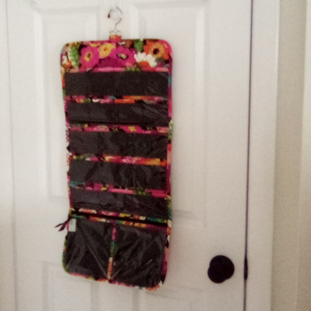 NWOT Vera Bradley multi-colored hanging organizer